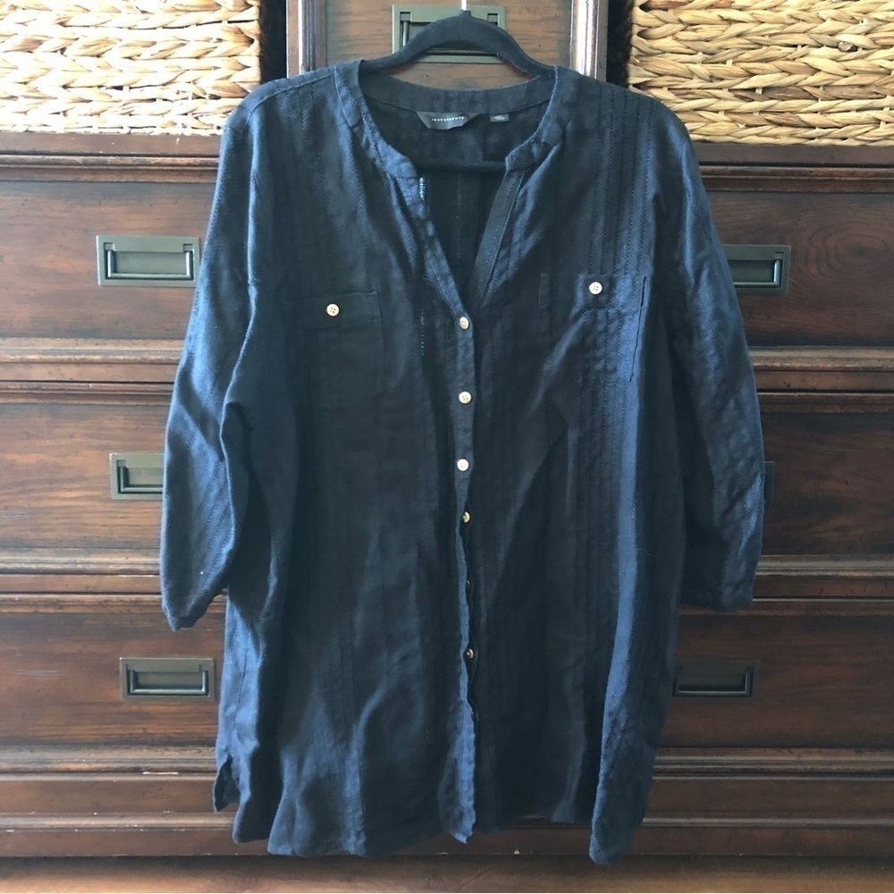 Investments Black lightweight full button down blouse in size XL